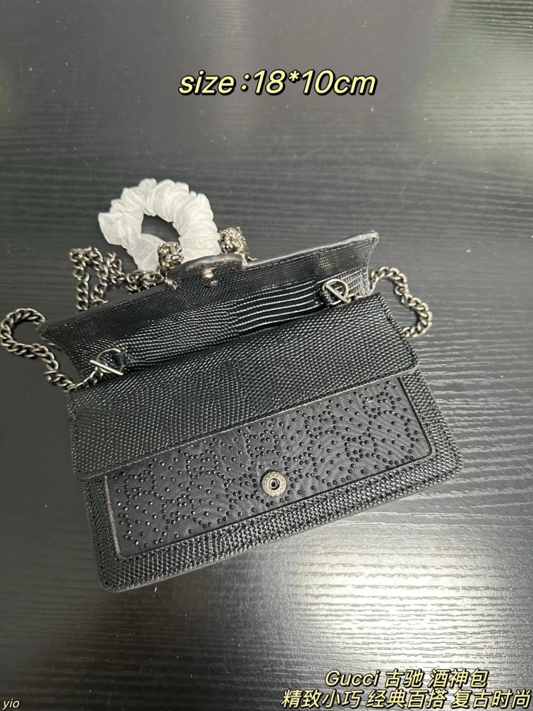 GUCCI    |      قوتشي