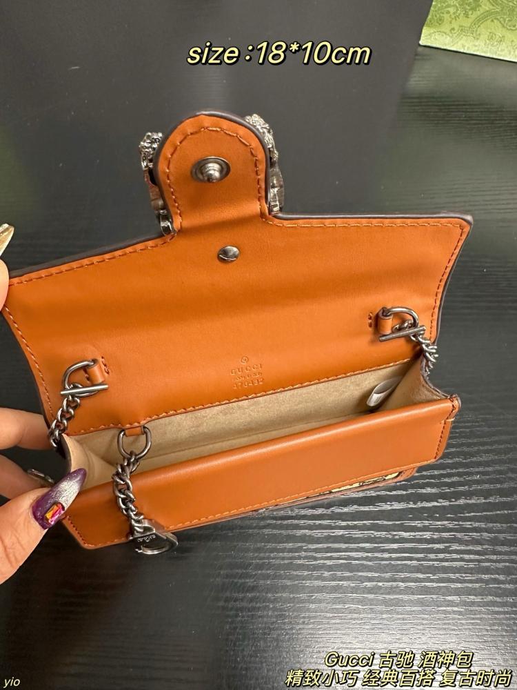 GUCCI    |      قوتشي