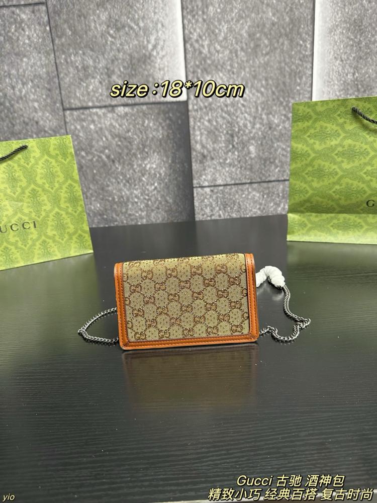 GUCCI    |      قوتشي
