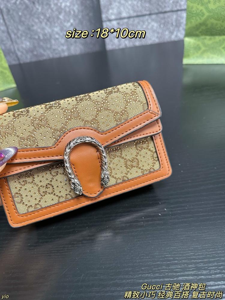 GUCCI    |      قوتشي