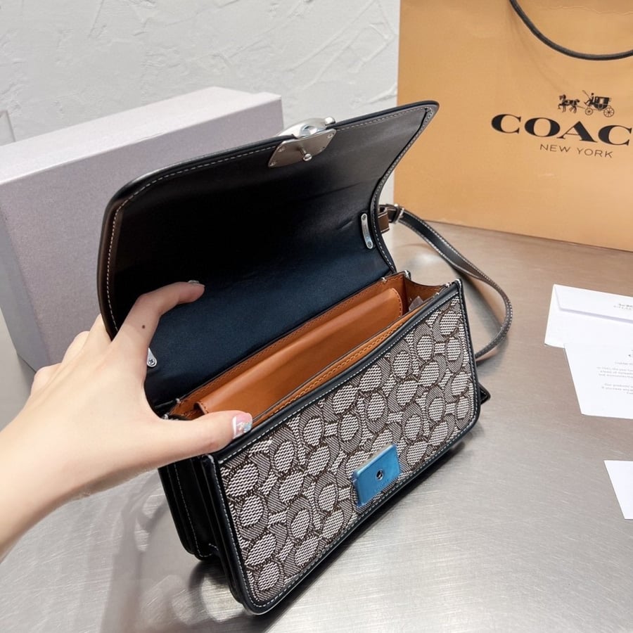 COACH   |  قوتش