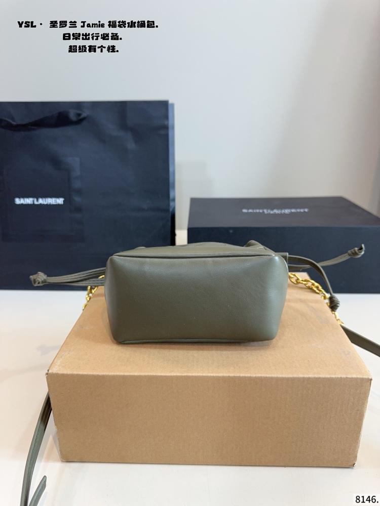SAINT LAURENT  |   سان لوران
