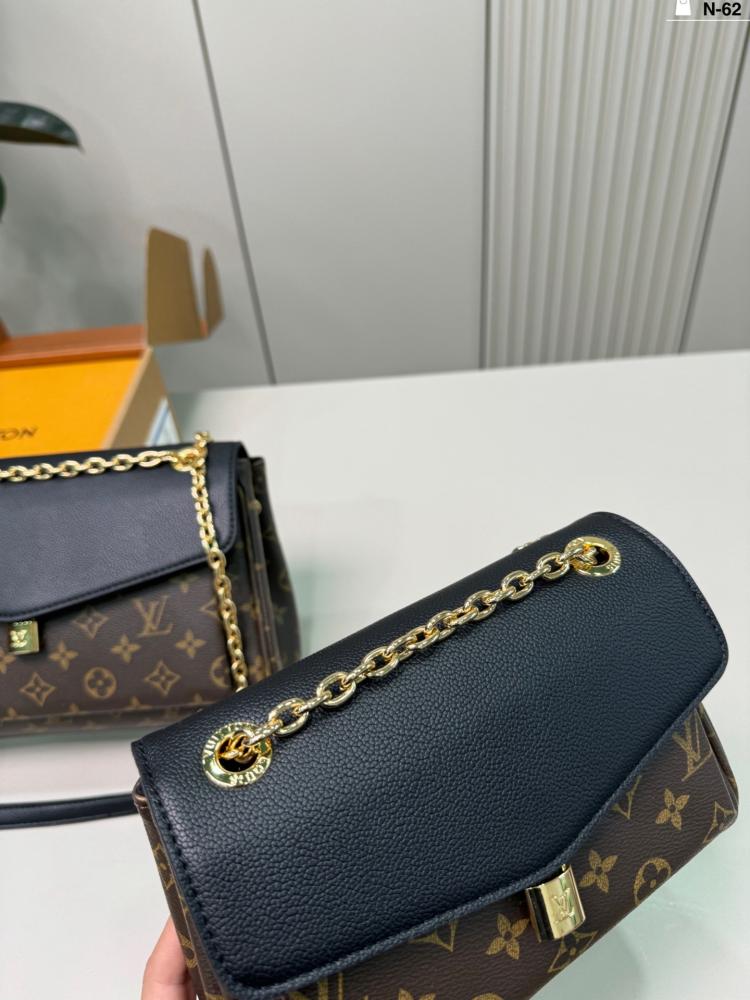LOUIS VUITTON   |    لويس فيتون
