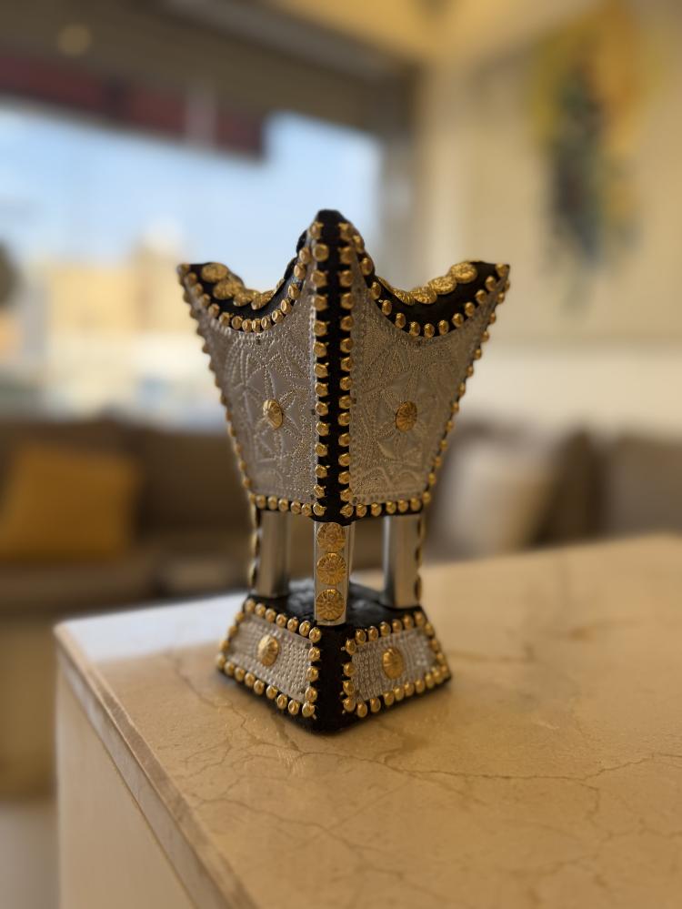 Small royal Hail incense burner