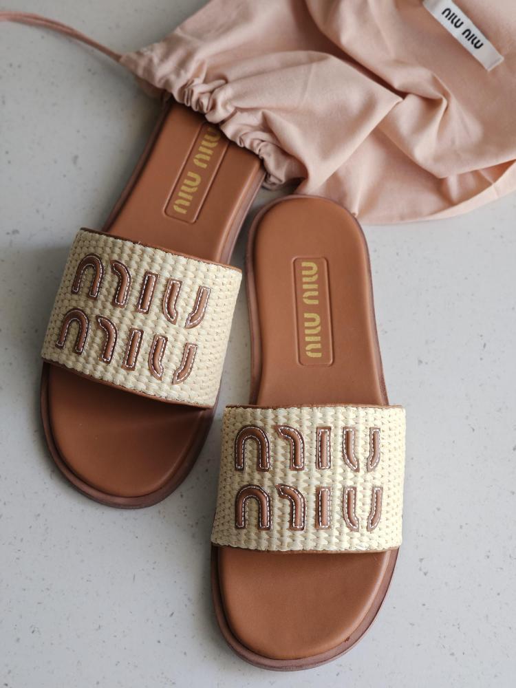 MIU MIU slipper Brown & Beige