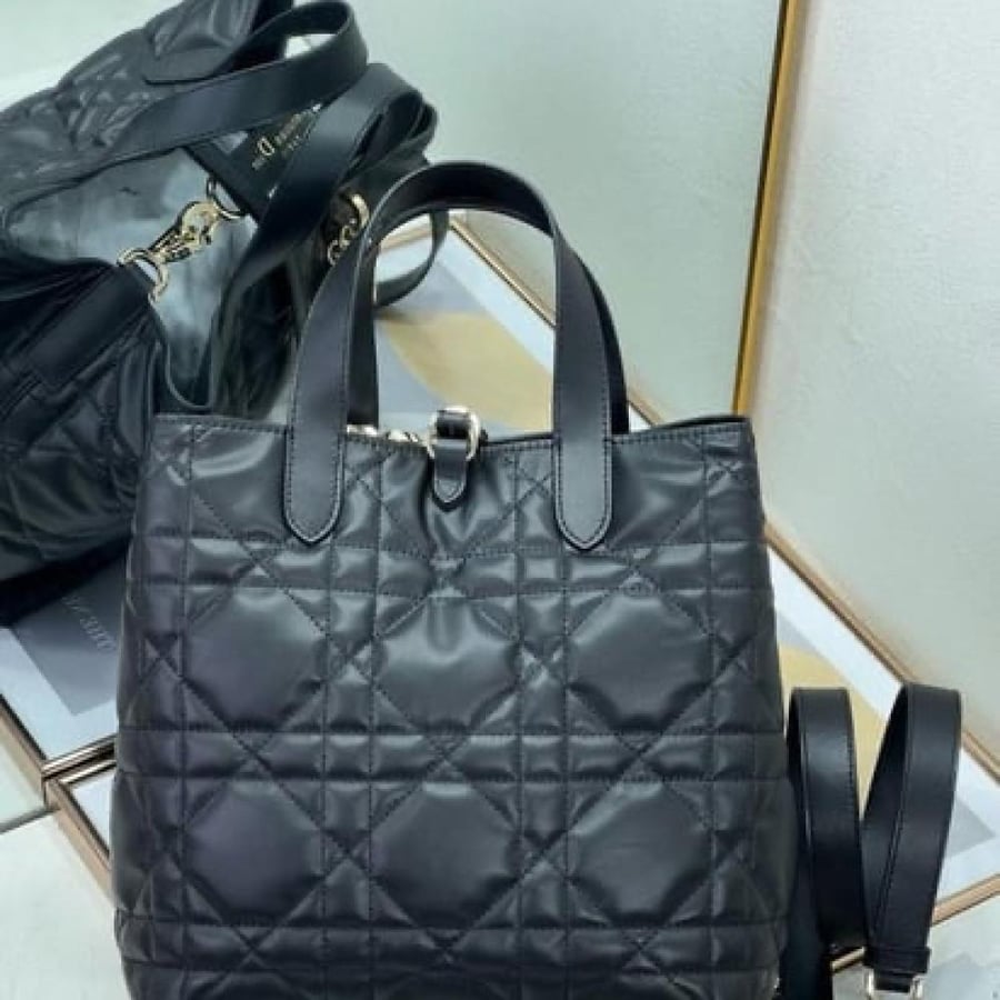 Medium Dior Toujours Vertical Tote Bag Black