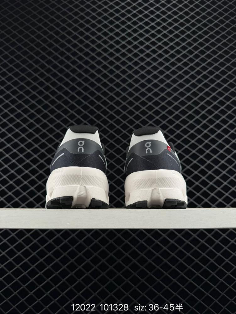 On running cloudvista white gray