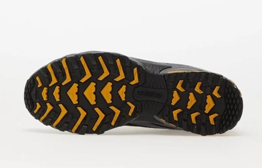 New Balance 610 Black/Grey/Yellow'