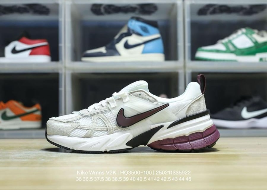 Nike Wmns V2K Run SE 'White Black Team Red'