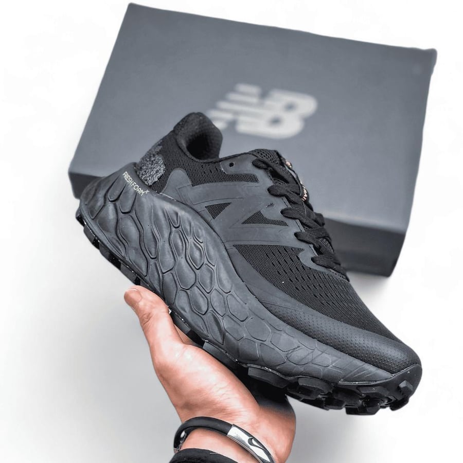 New Balance Fresh Foam More Trail v3 'Black