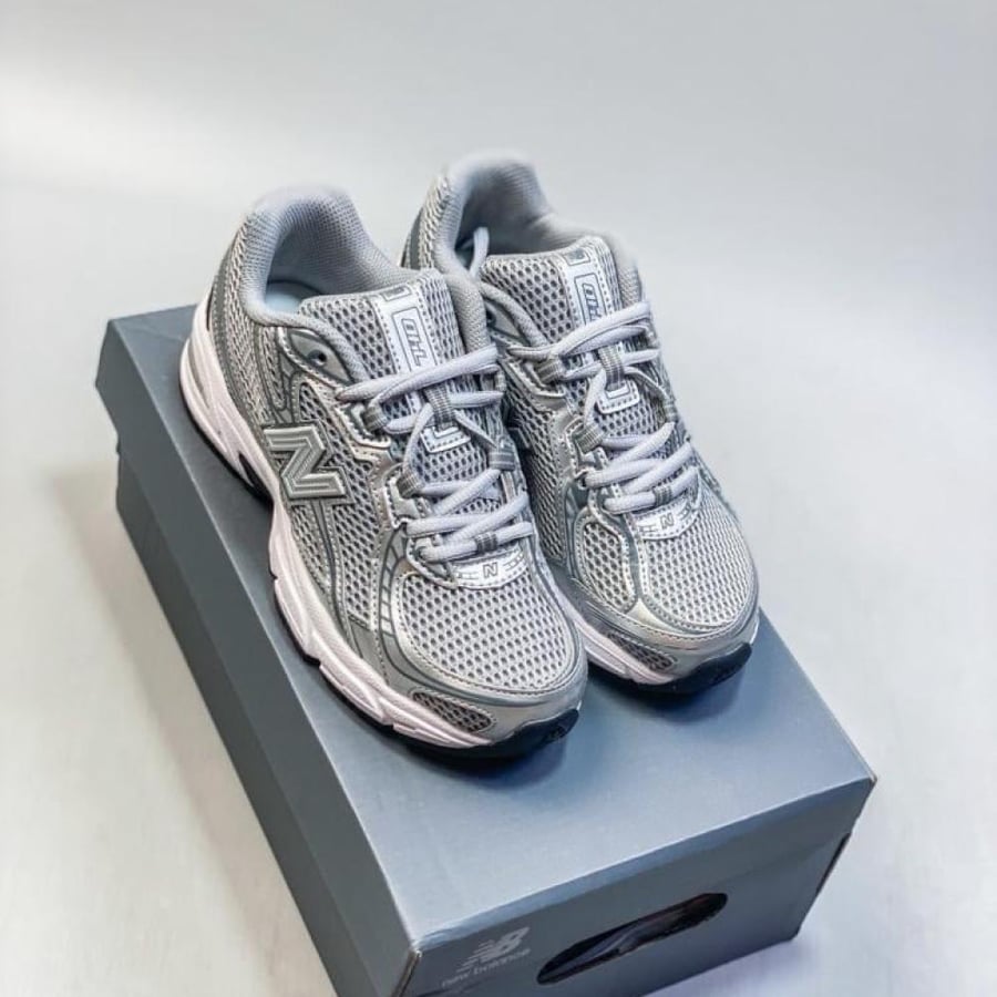 New balance 740-Metallic Silver/Grey,