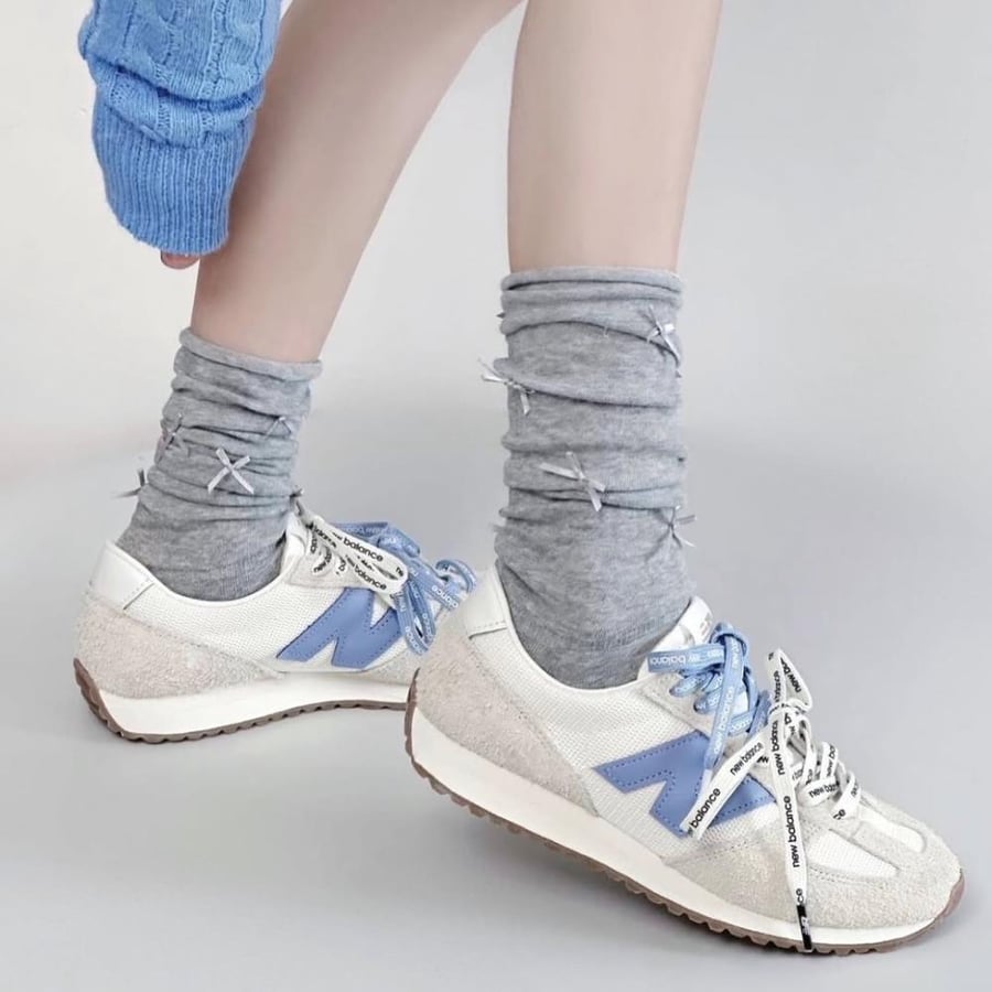 New Balance 471 Canvas Sneaker white blue