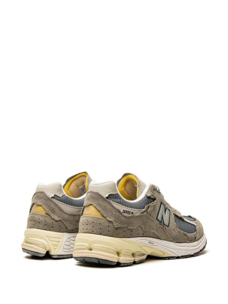 NEW BALANCE 2002R Protection Pack "Mirage Grey"