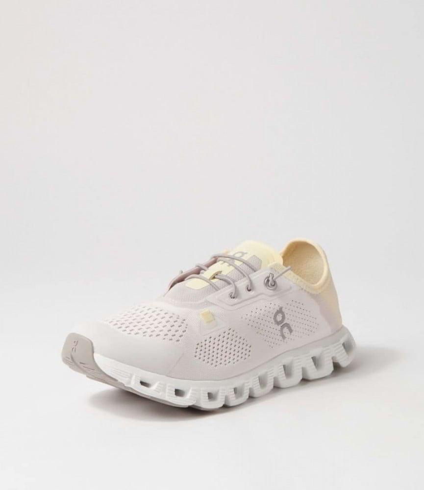 On Running Cloud 5 coast Undyed/White