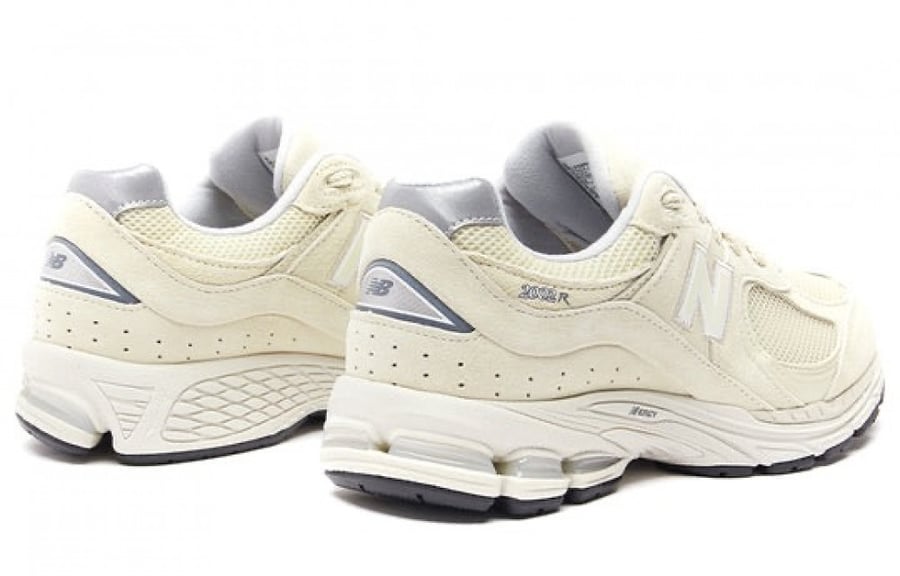 NEW BALANCE 2002 'BONE' ML2002RE