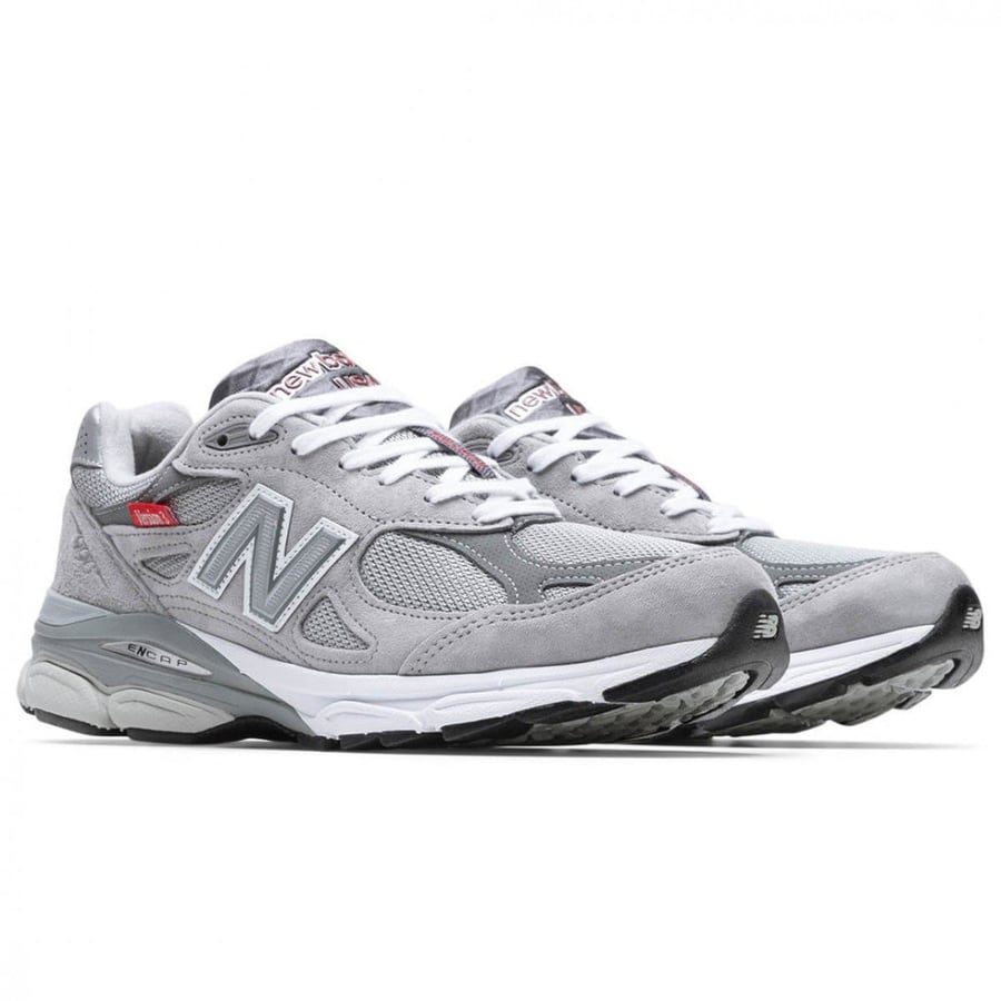 NEW BALANCE  MADE IN US 990V3