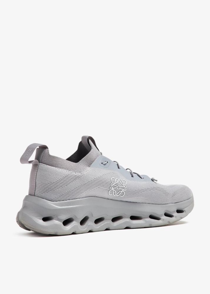 Loewe X On Running grey