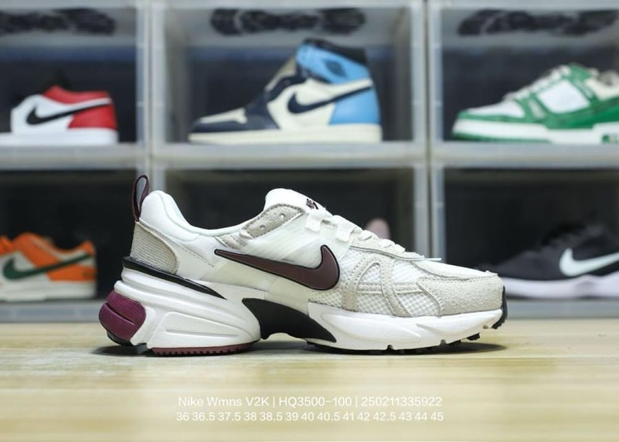 Nike Wmns V2K Run SE 'White Black Team Red'