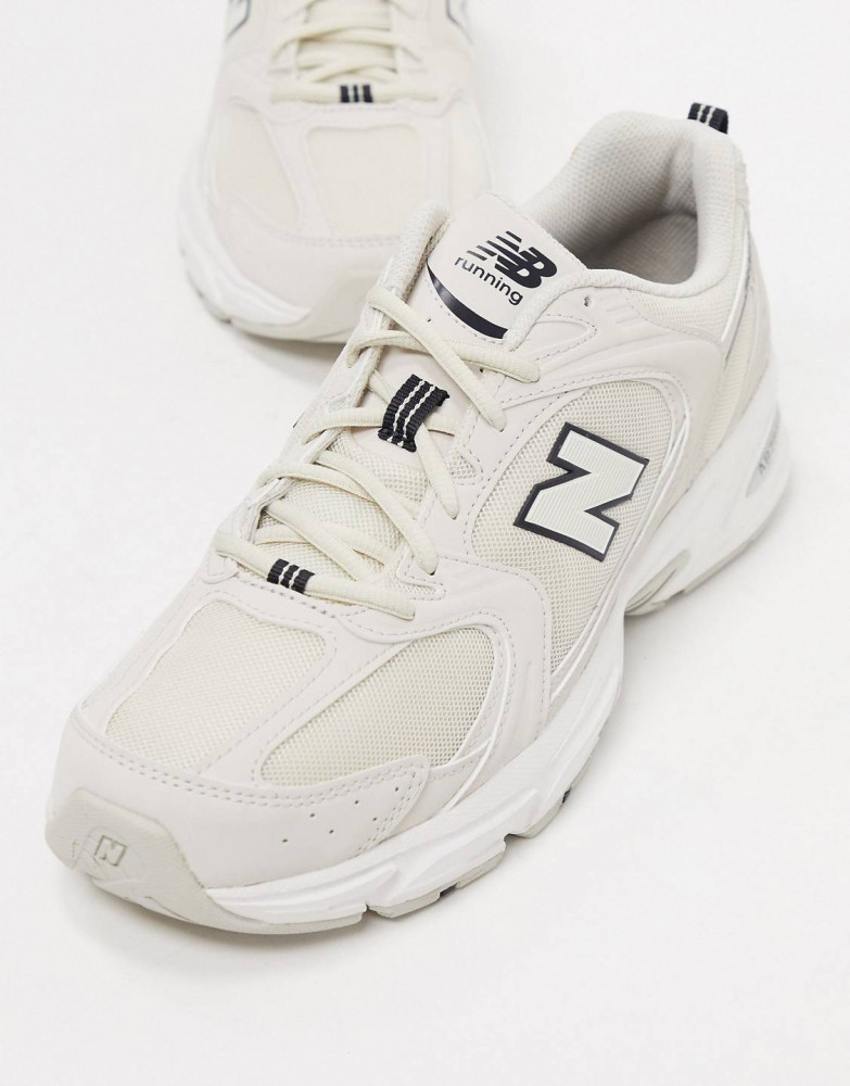 New Balance 530 sneakers in beige