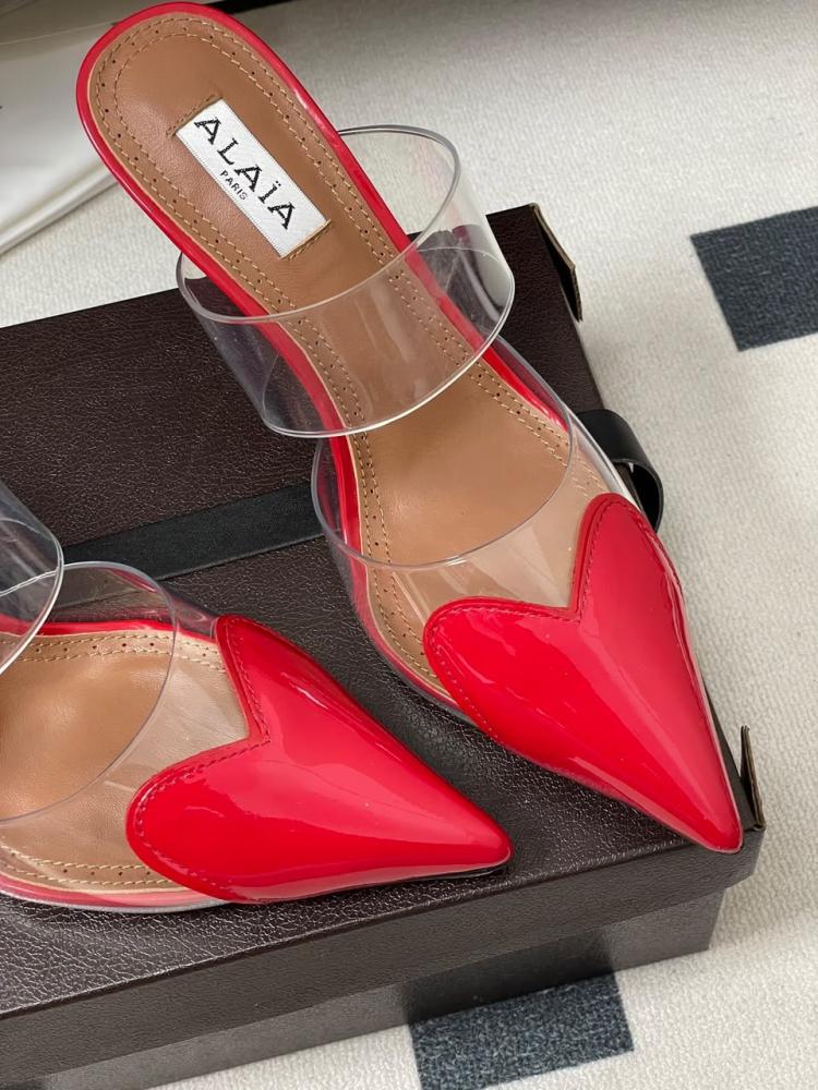 ALAÏA Leather Coeur Mules 90