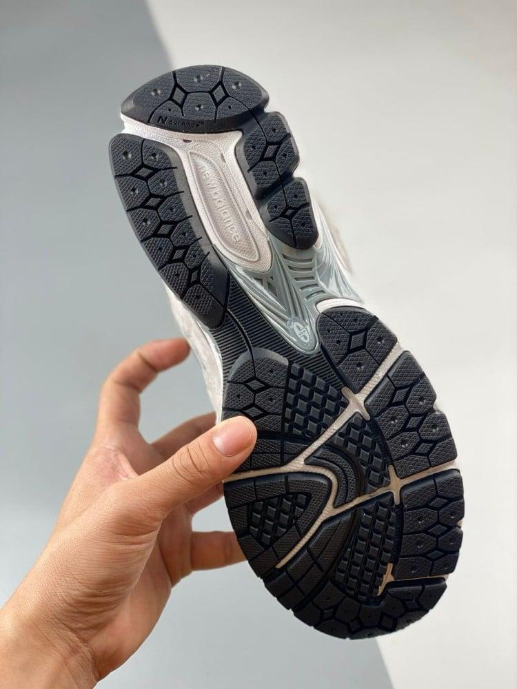 New balance 2002R Sneakers Steel