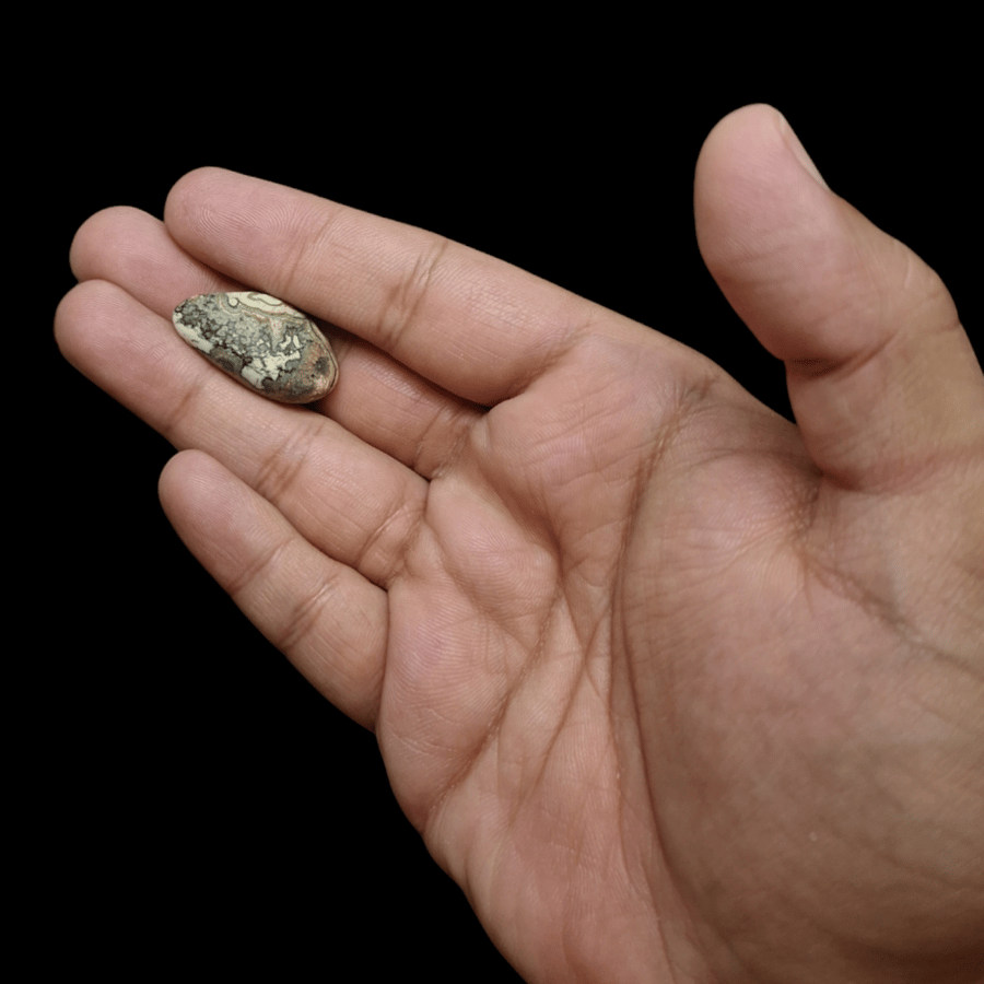 حجر عقيق داؤدي خام