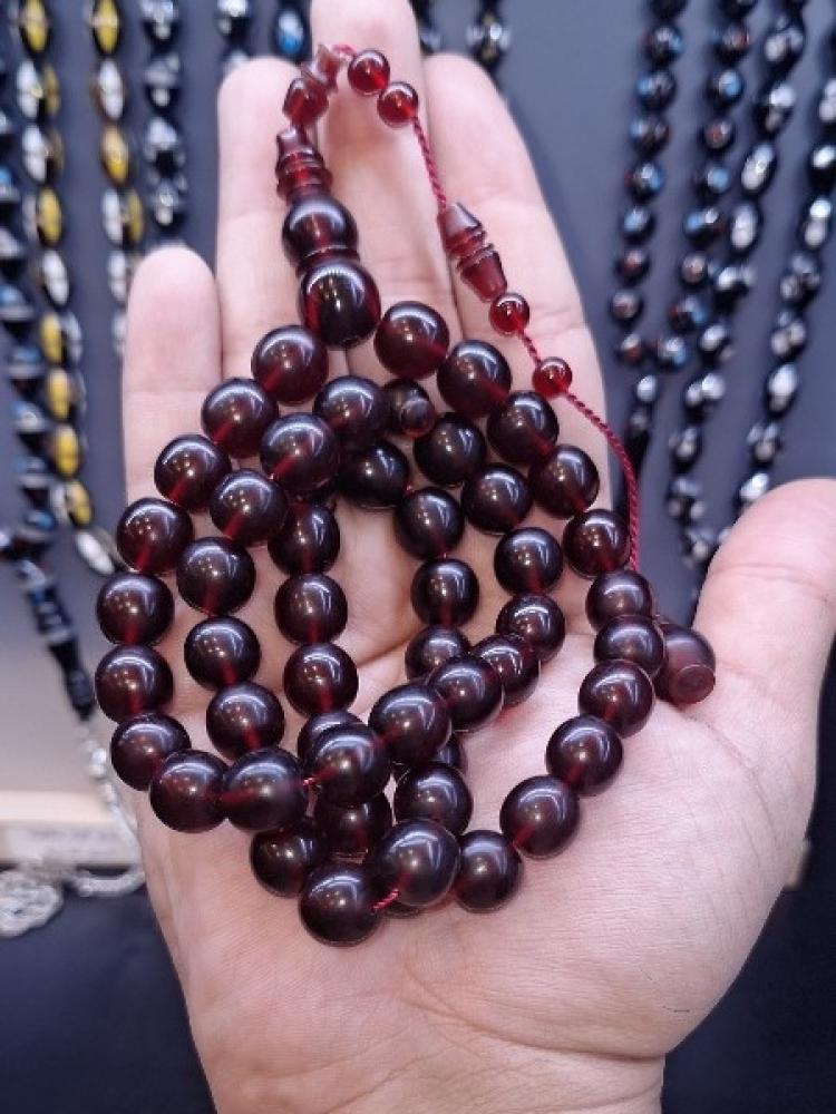 سبحة رائعة برائحة خفيفه عطري جميل 51 خرزة