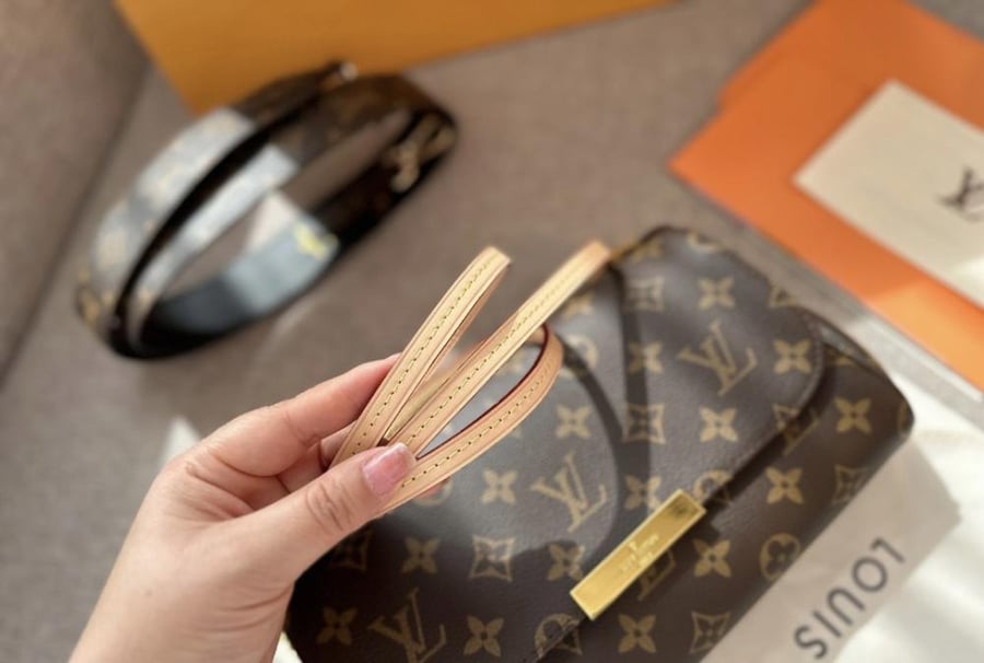 LV Favorite Monogram mm