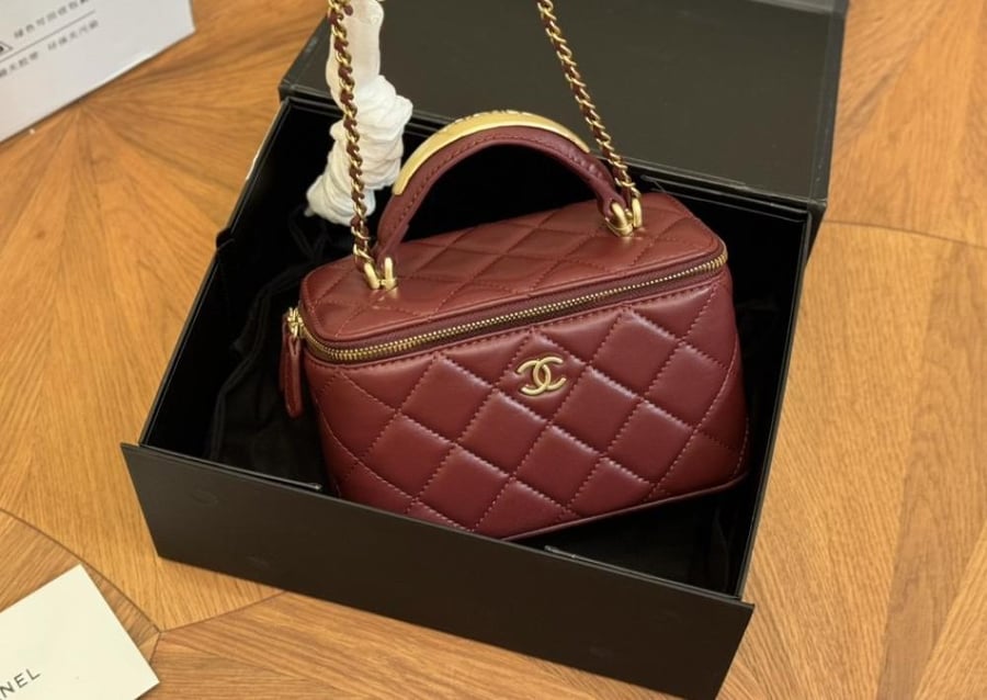 Chanel mini bag Red wine