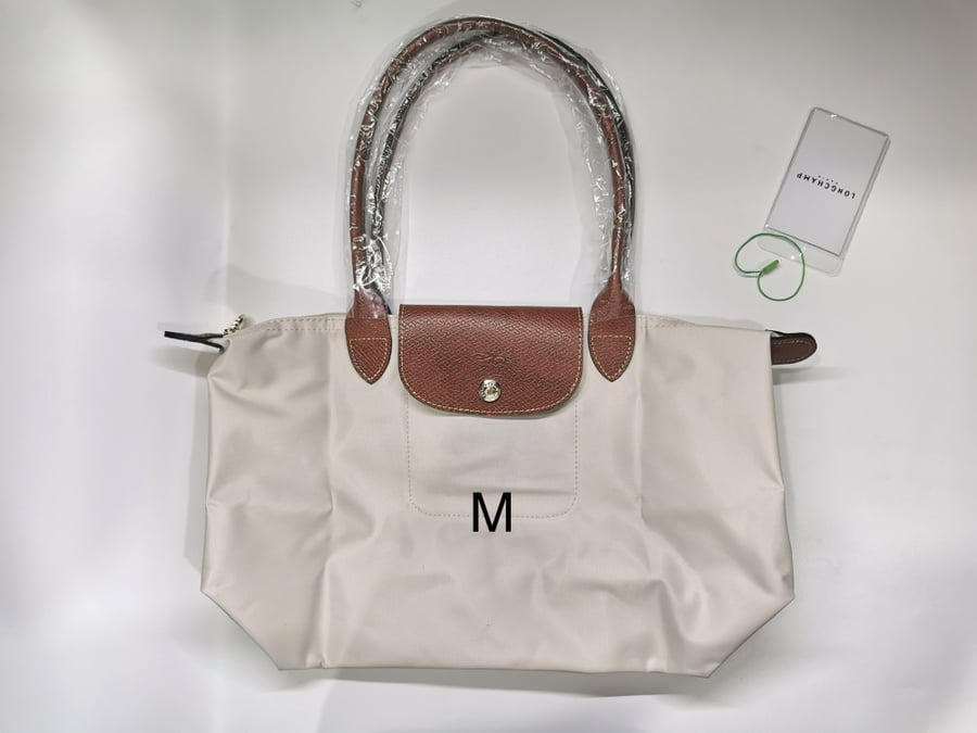 Longchamp لونق شامب