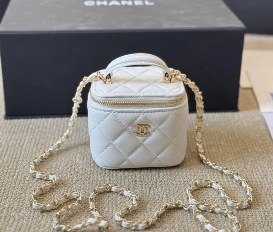 CHANEL 22P TOP HANDLE MINI VANITY