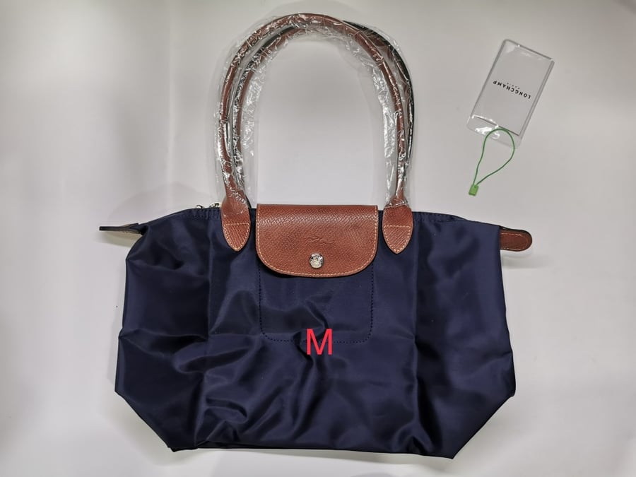 Longchamp لونق شامب