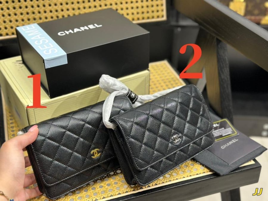 Chanel caviar black