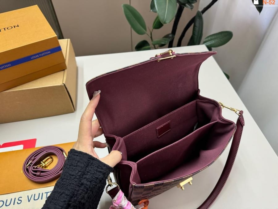 Lv  Pochette Métis
