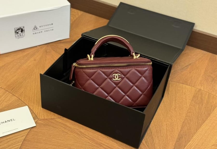 Chanel mini bag Red wine
