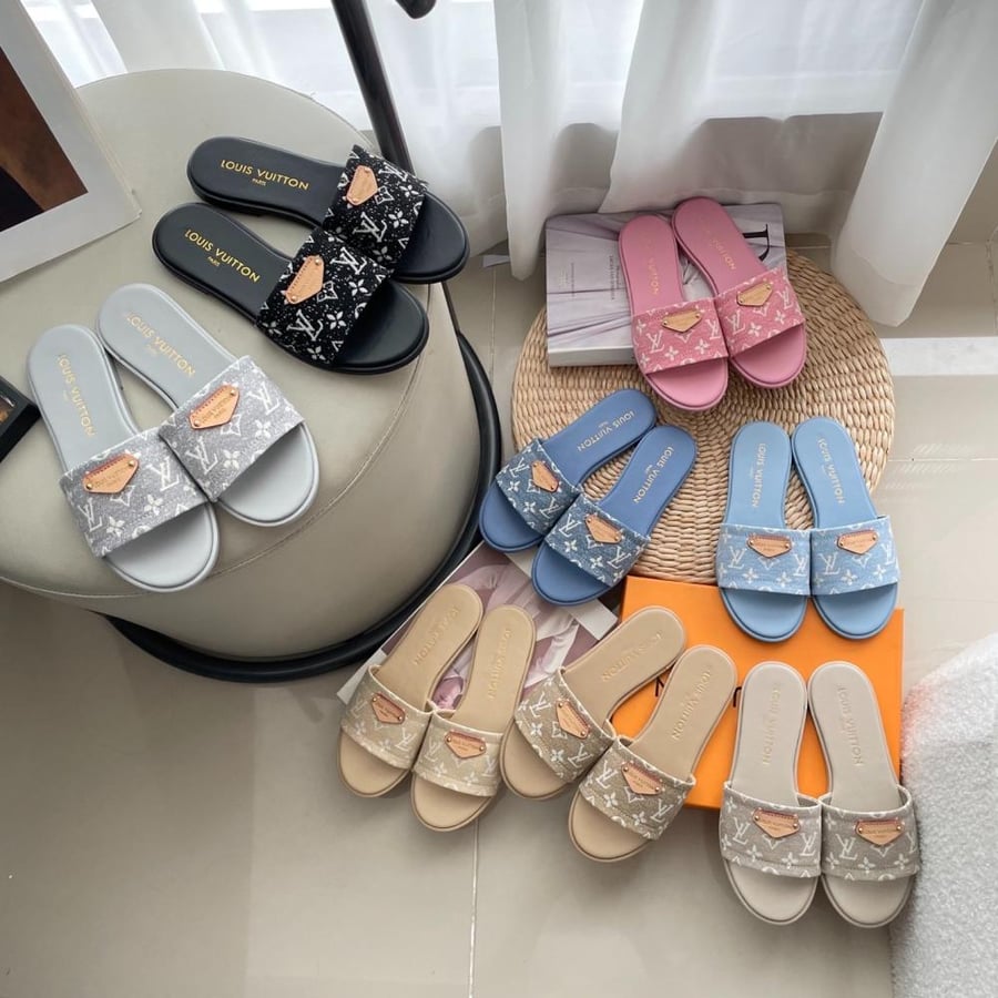 Lv Lily Flat Mule فلات لويس فيتون