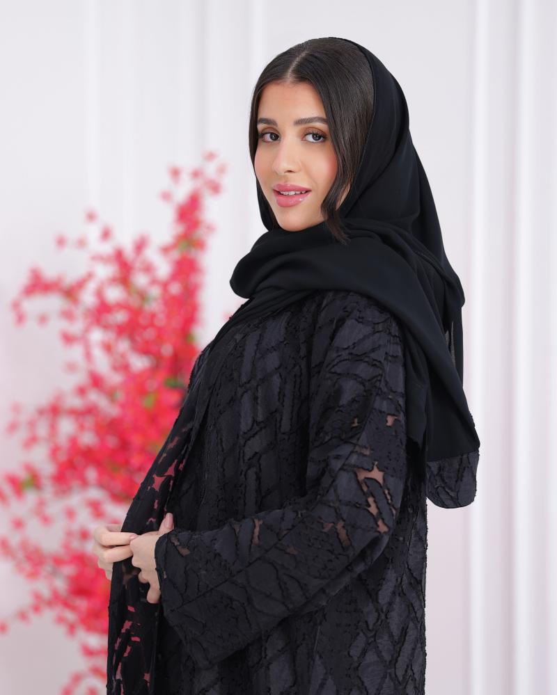 Black Laura abaya with shawl style embroidery