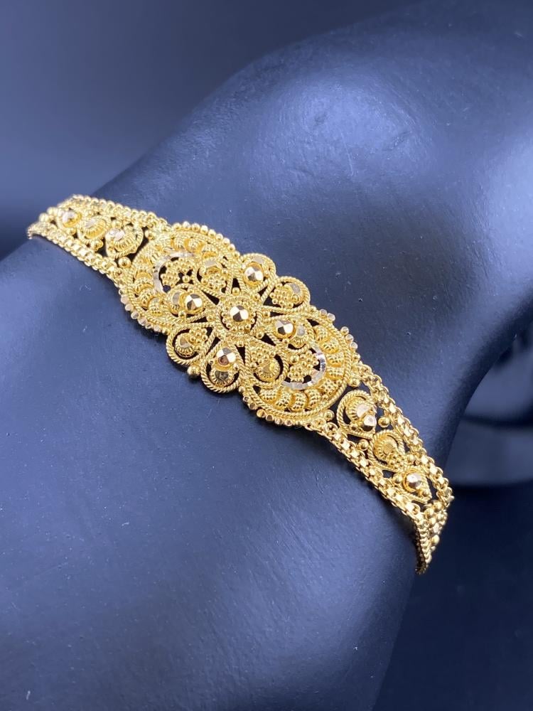 سوارة ذهب عيار 22 لُجين السُّمو وزن 8.49 جرام