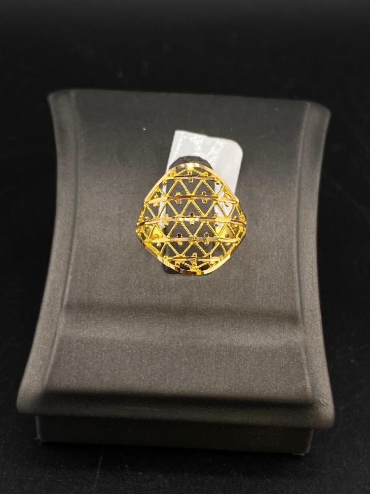 خاتم ذهب عيار 21 وزن 1.70