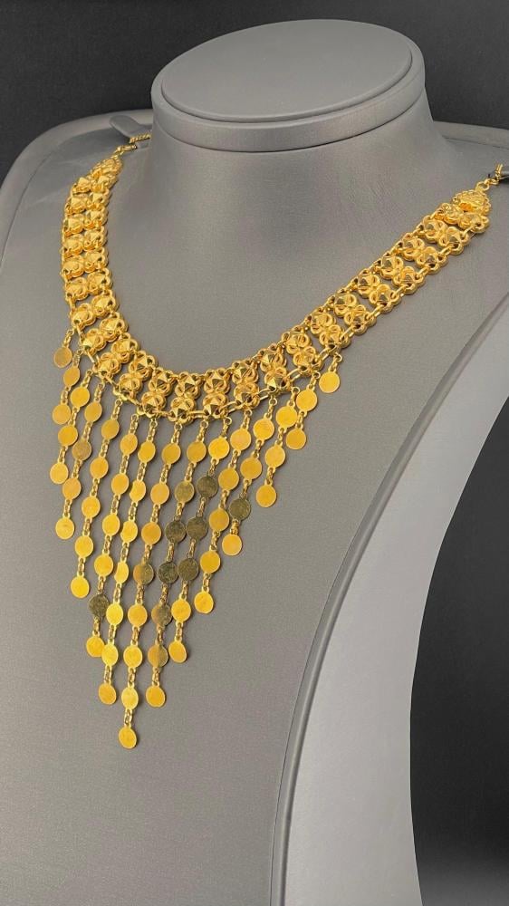 ارقي مزنط ذهب سعودي عيار 21 بتصميم فخم وزن 25.39 جرام