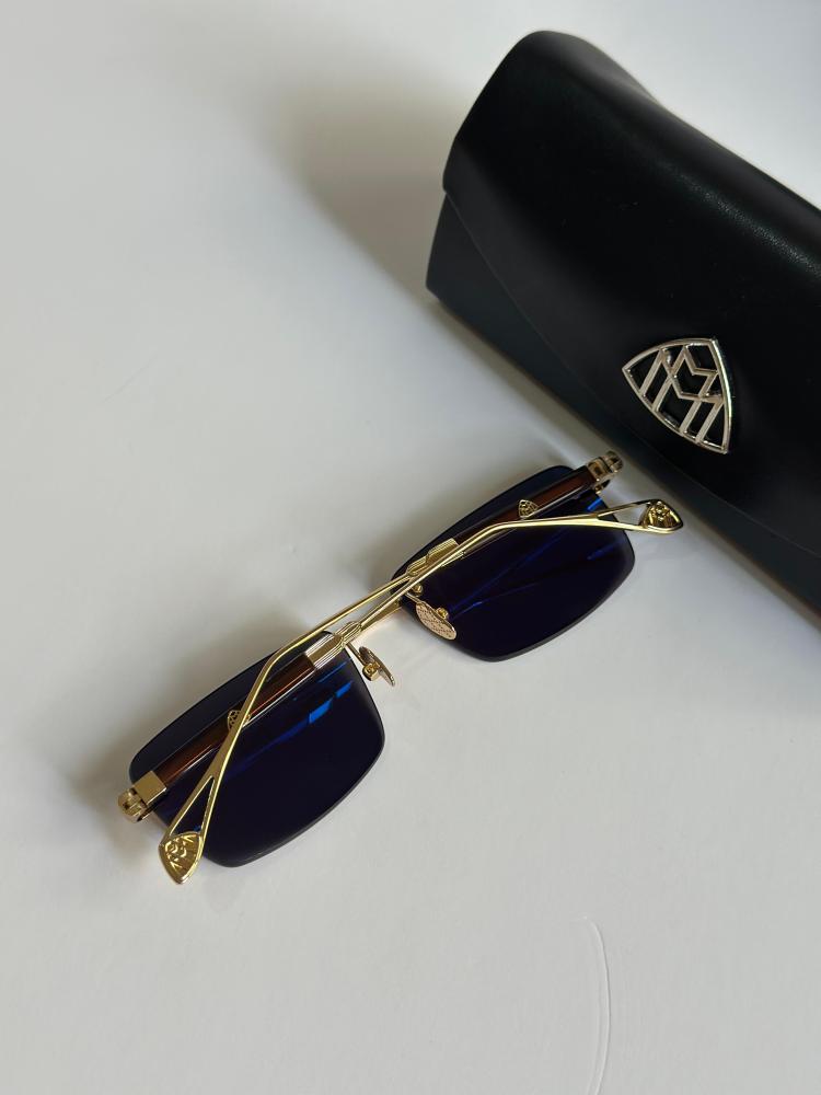 Maybach glasses - Master