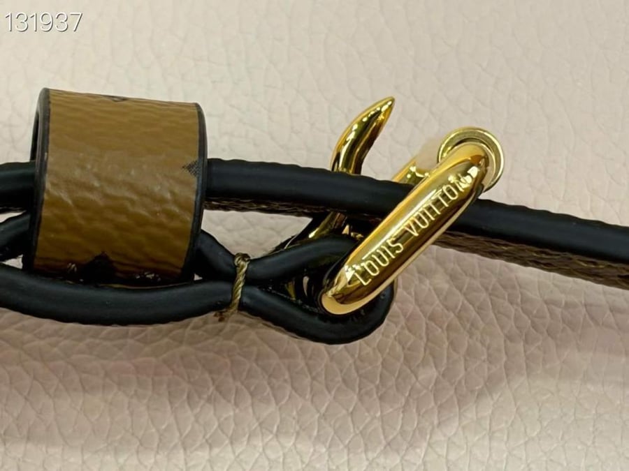 شنطة لوي فيتون اكسبريس 26cm