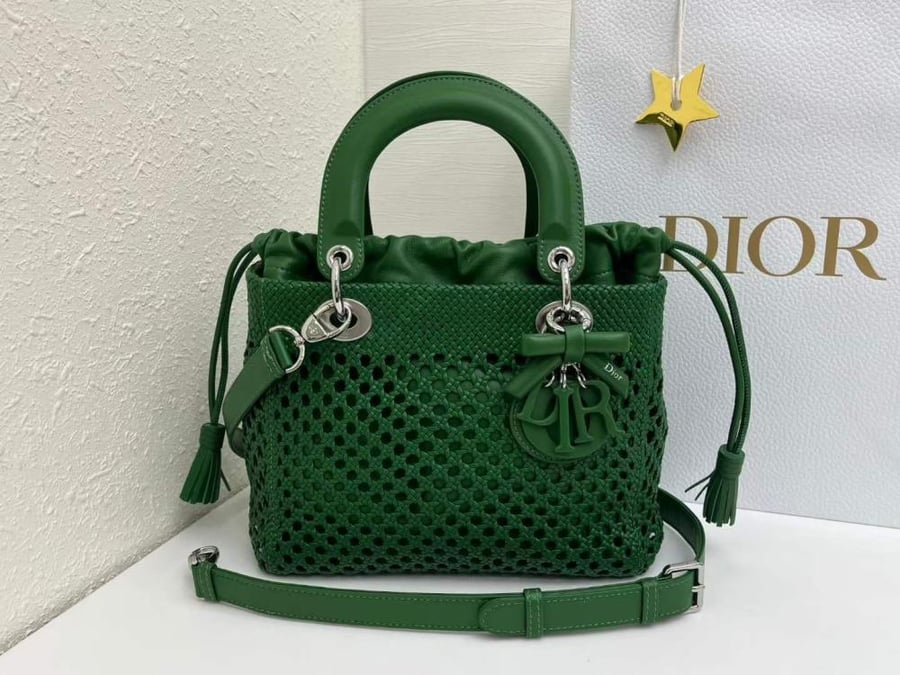 شنطة ليدي ديور ووفن مقاس 24cm
