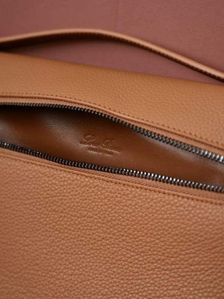 شنطة لوروبيانا Extra Pouch L29