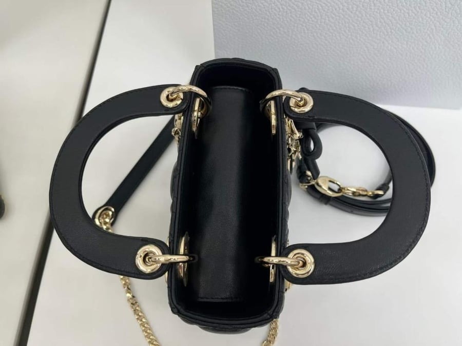 شنطة ليدي ديور مقاس 17cm