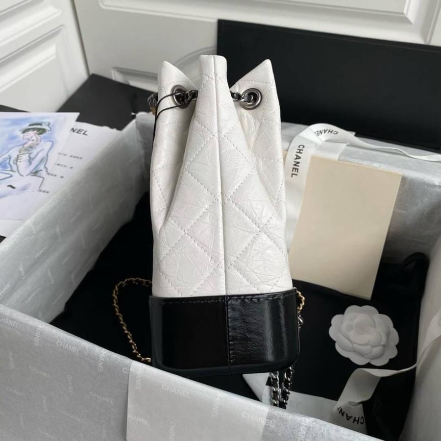 شنطة ظهر شانيل غابرييل مقاس 24cm