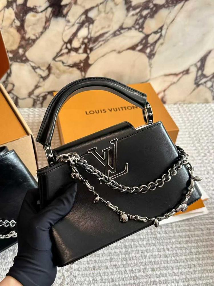 شنطه لويس فيتون حجمين ماستر