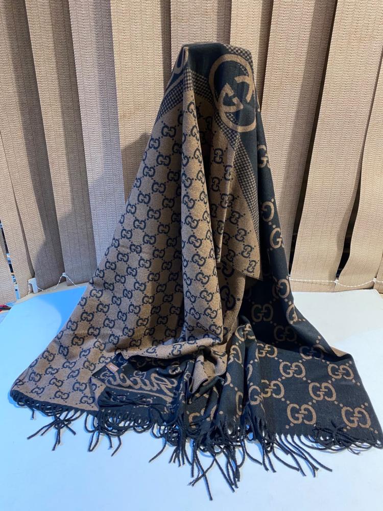 سكارف شتوي قوتشي