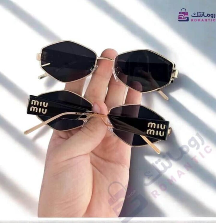 نظارات شمسية نسائية Miu Miu بإطار معدني أسود ذهبي فاخرة 2025