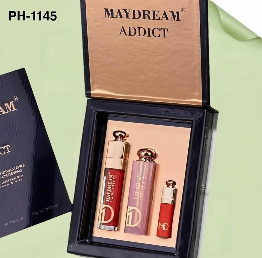 علبة مكياج أنيقة من MAYDREAM ADDICT مثالية للهدايا من رومانتك شوب